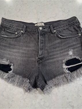 We The Free Women's Size 31 Distressed Denim Fringe Frayed Hem Shorts Button Fly
